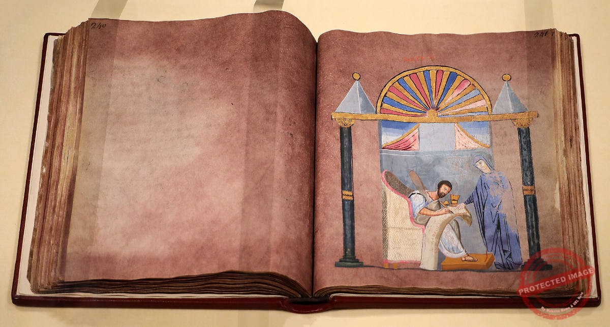 Codex Purpureus Rossanensis