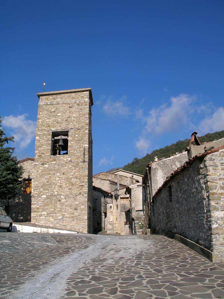 San Lorenzo Bellizzi. The bell tower